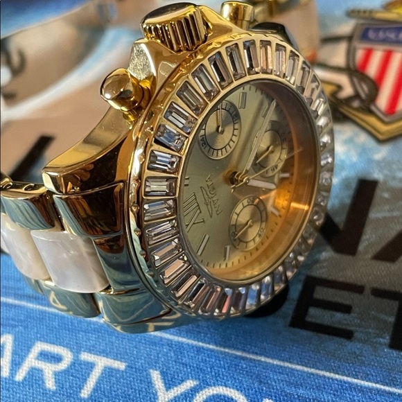 Invicta Woman’s Watch Mother of Pearl - Picture 2 of 15